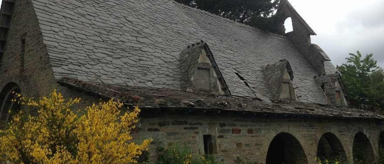 Estado de la iglesia de A Paicega, en Pesoz.