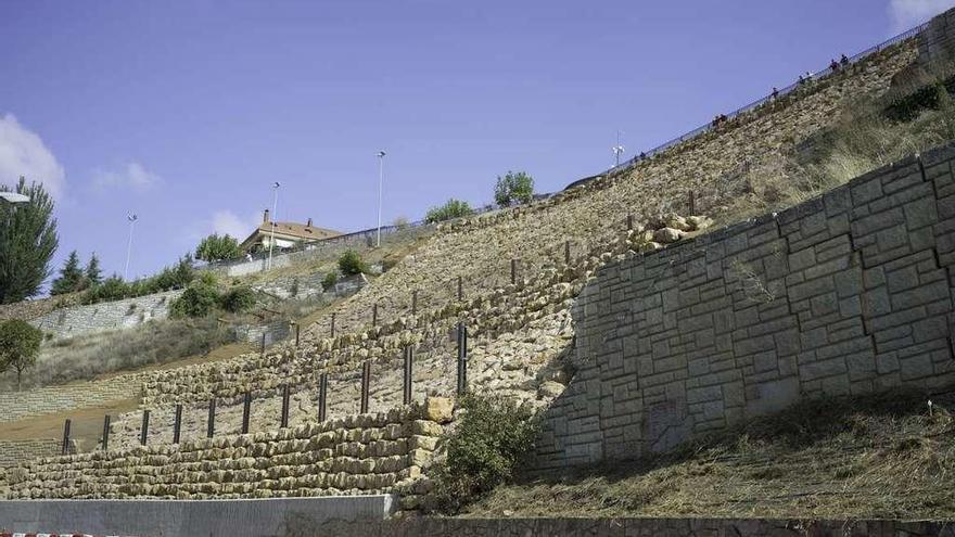 Imagen de los Cuestos de la Mota una vez completadas las obras de consolidación.