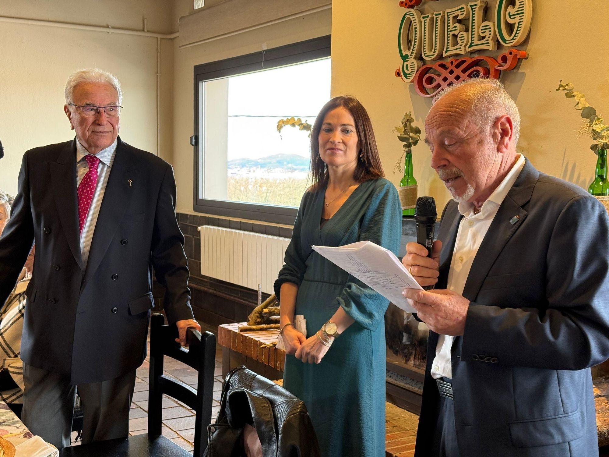 Así fue el sentido homenaje a Manuel Prendes, berronés del año