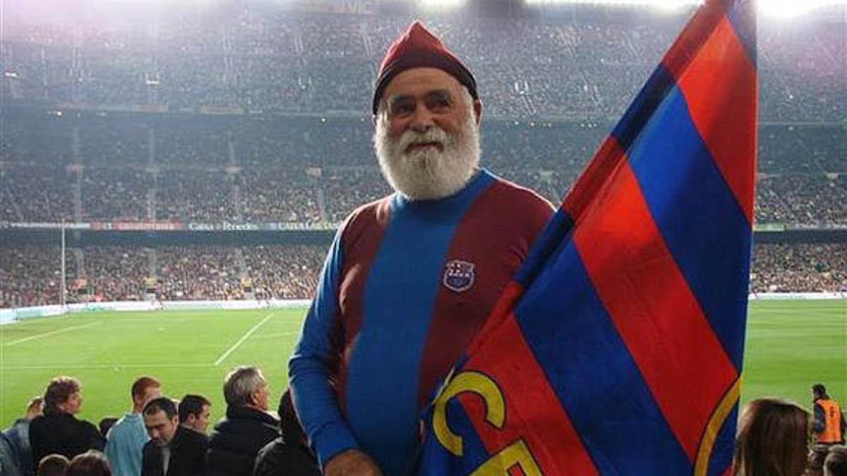 Joan Casals, l'Avi del Barça, en el Camp Nou