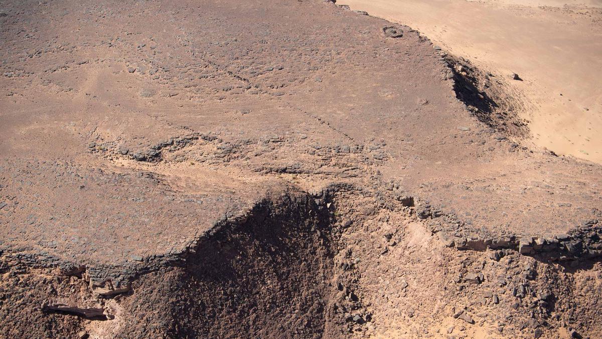 Esta cometa arábiga terminaba en un precipicio a donde eran arrojadas las presas.