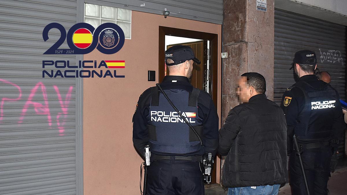 Cae en Sant Adrià una banda que compraba objetos robados y los enviaban a Marruecos ocultos en autocares