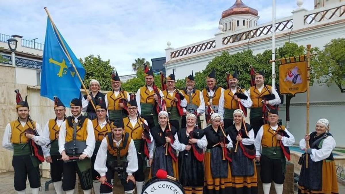 Integrantes del Centro Asturianon de Madrid