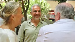 Bendodo anuncia una batería de iniciativas parlamentarias para que el Gobierno explique su "castigo" a Málaga