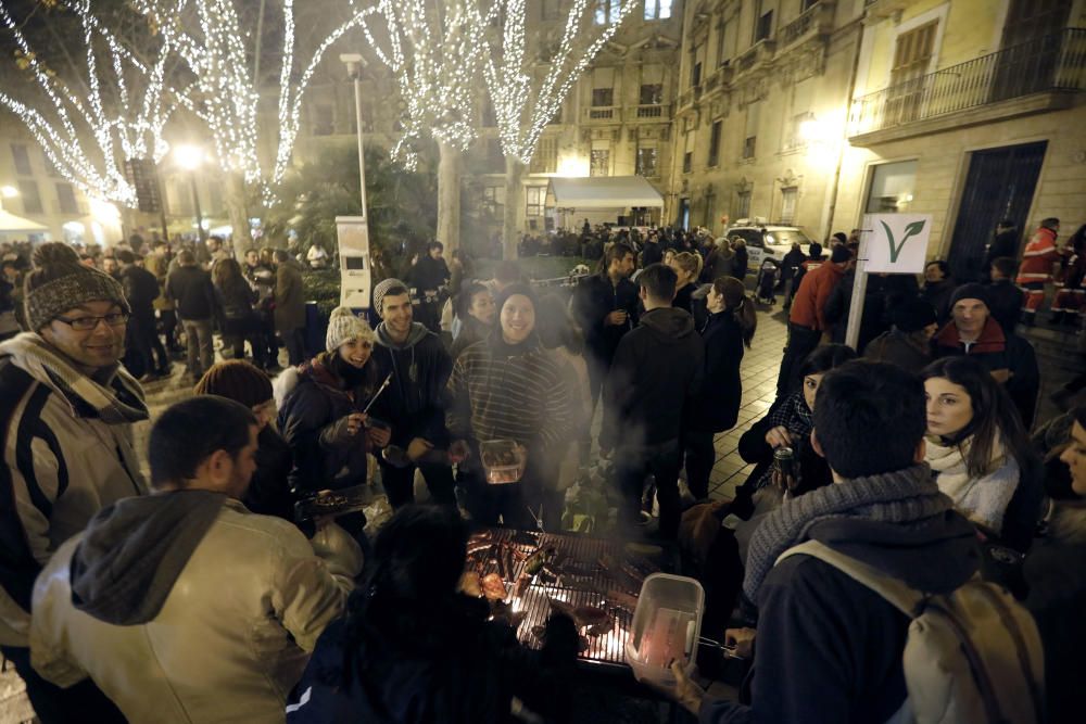 La Revetla de Sant Sebastià 2017 desafía al frío