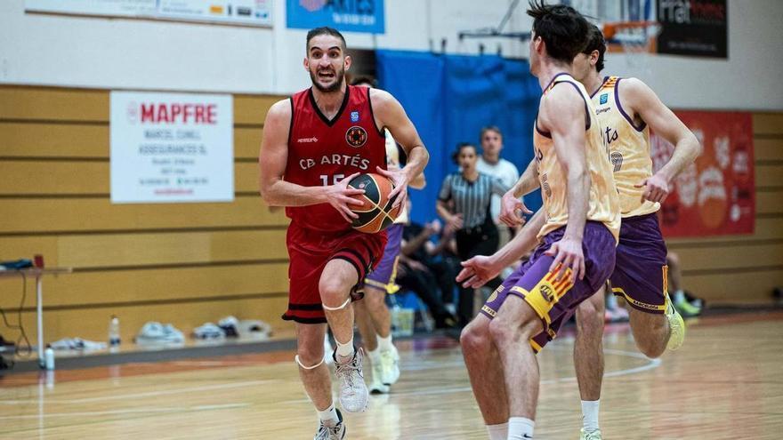 El CB Artés aixeca un duel que semblava impossible contra l'Alpicat (68-72)