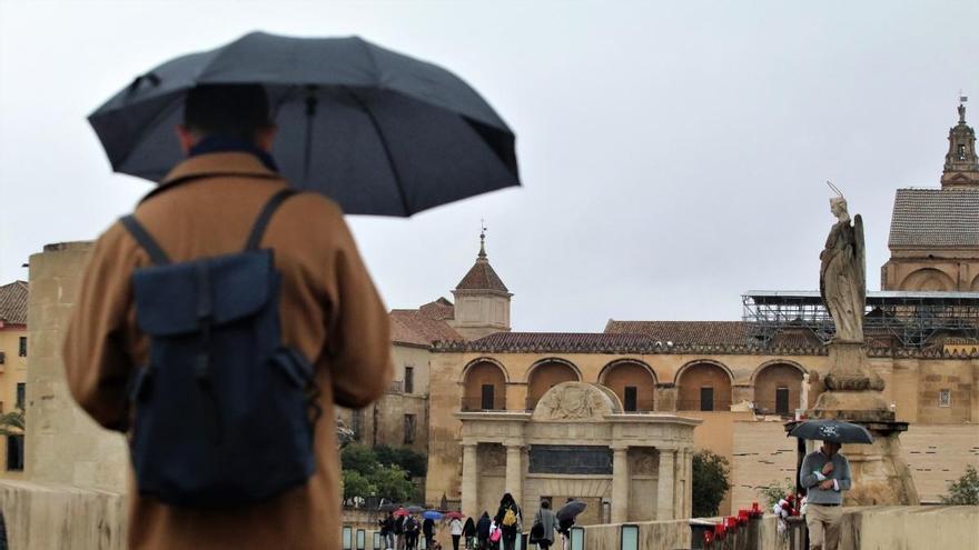 Córdoba se conjura contra la lluvia a las puertas de la Nochevieja