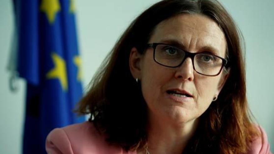 La comissària de Comerç, Cecilia Malmström, va considerar les mesures «proporcionades».