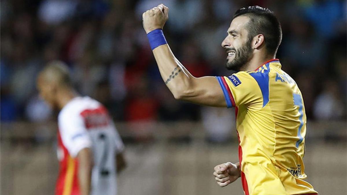 El gol de Negredo fue clave para el pase del Valencia