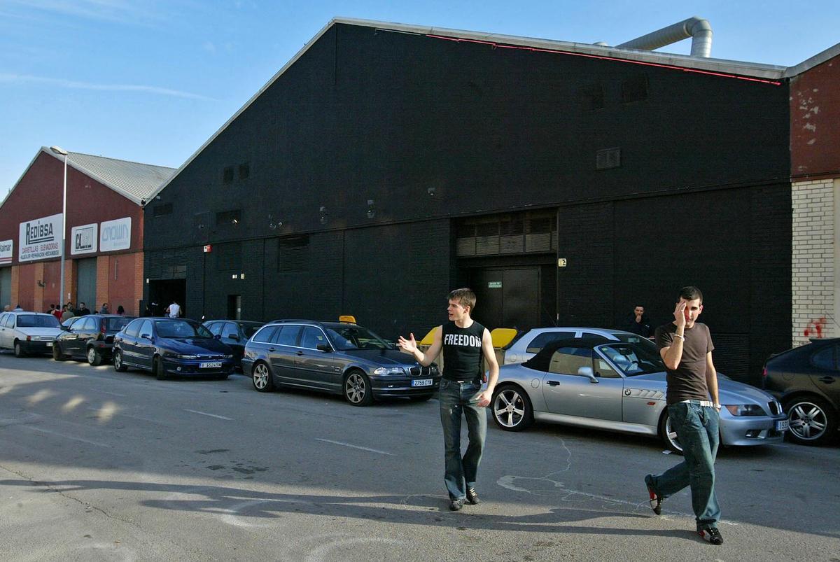 Exterior de un 'after hours'.