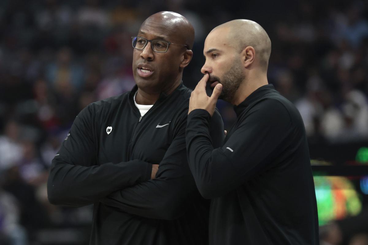 Mike Brown se rinde a Jordi Fernández: "Su aura es especial"