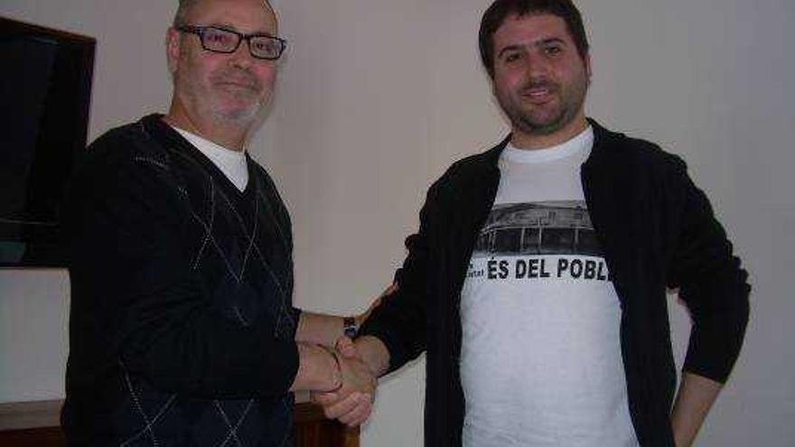 El líder de Més per Calvià, Rafel Sedano, y el coordinador local de EU, Alfonso Rodríguez.