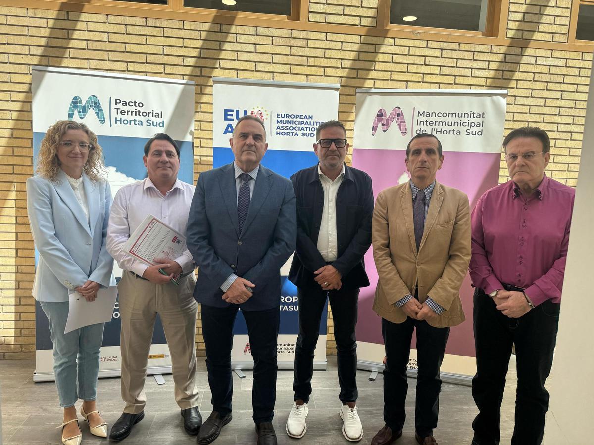Reunió entren Cabanes y Gan Pampols en la Mancomunitat de l'Horta Sud.