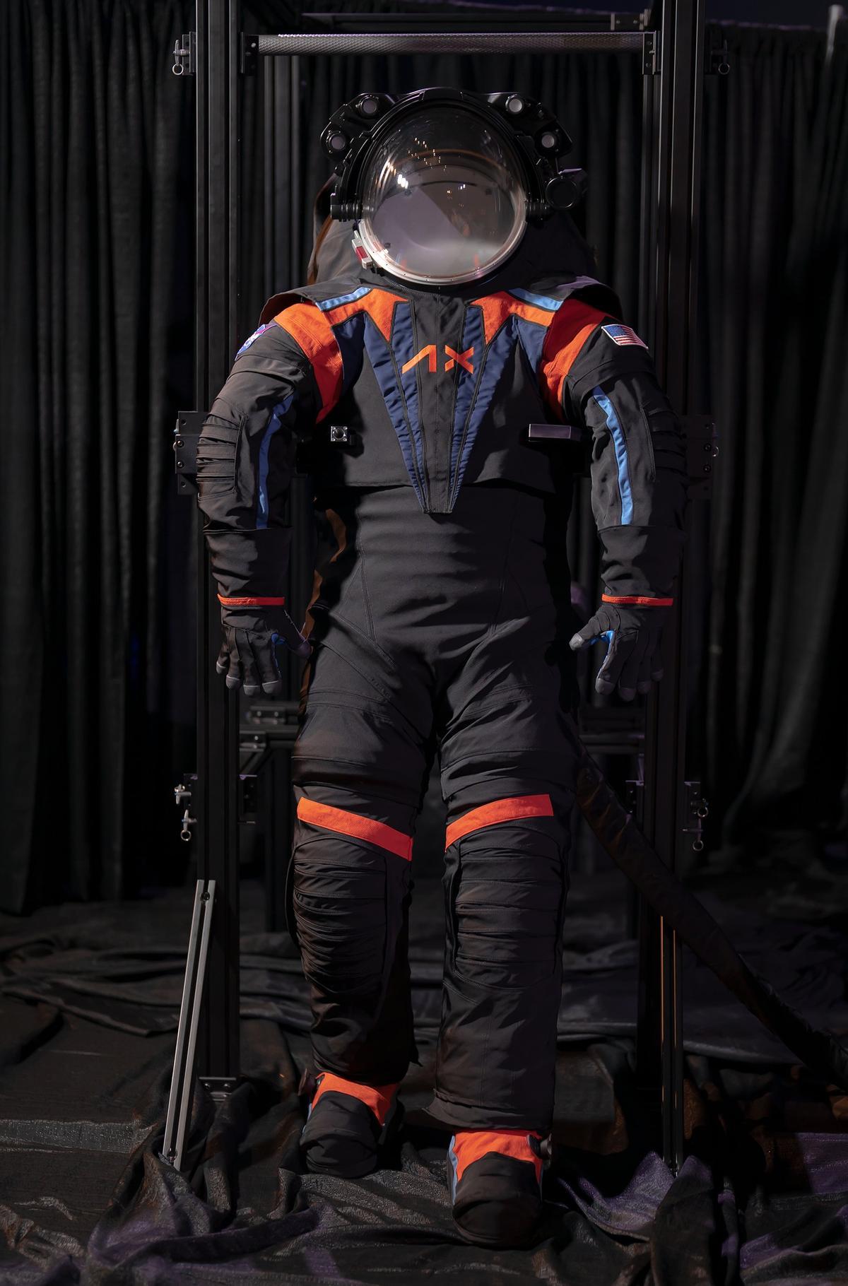 Prototipo de traje diseñado para el programa Artemis.