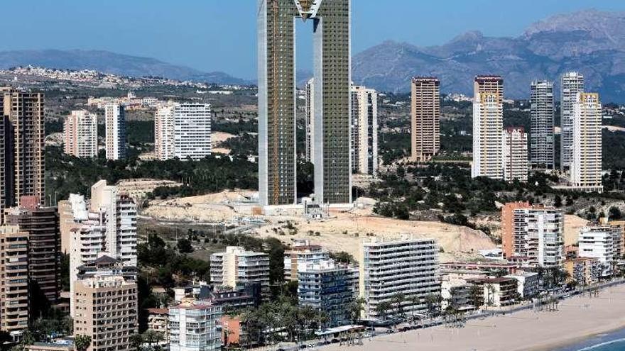 El &#039;banco malo&#039; se deshace del megacrédito de Caixa Galicia al rascacielos de Benidorm
