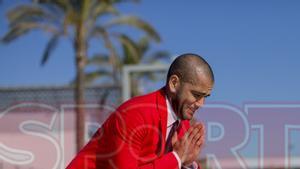 Así se lo pasó Dani Alves con la Copa del Mundo