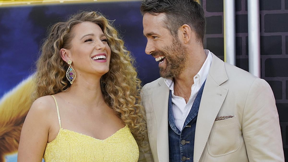 Blake Lively y Ryan Reynolds anuncian su embarazo en el estreno de la nueva película de Pikachu