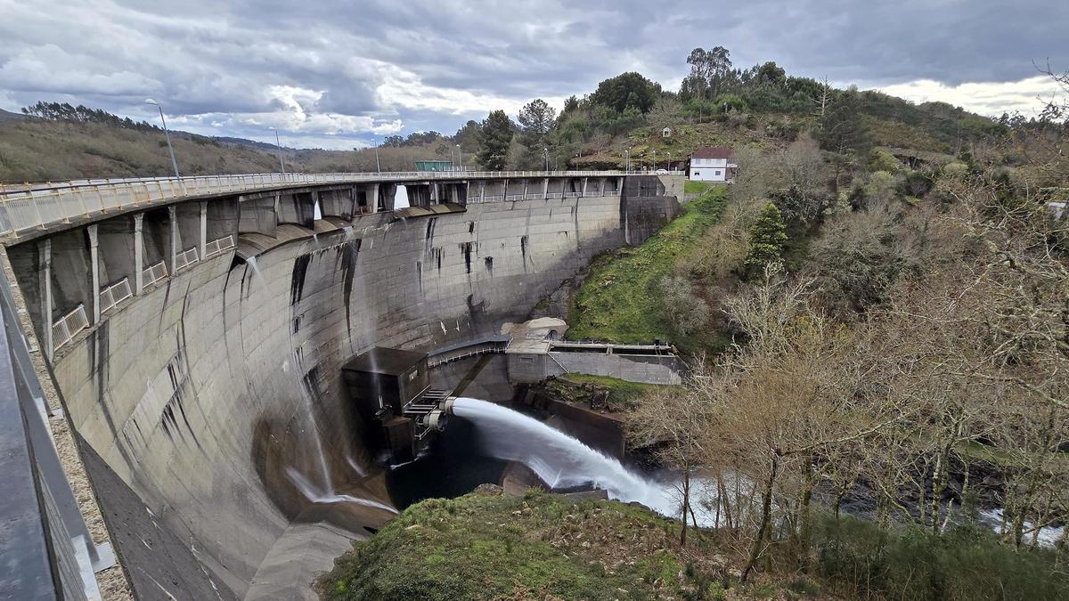 Vista general del embalse de Eiras.