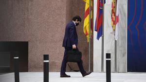Mateu Alemany entrando a las oficinas del FC Barcelona