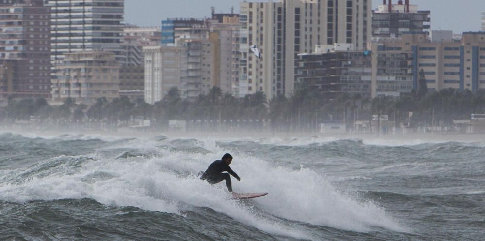 Temporal en la playa de San Juan