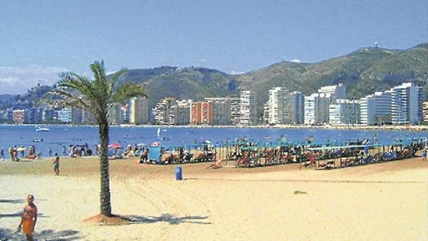 Muere ahogada una pareja en la playa del Racó de Cullera