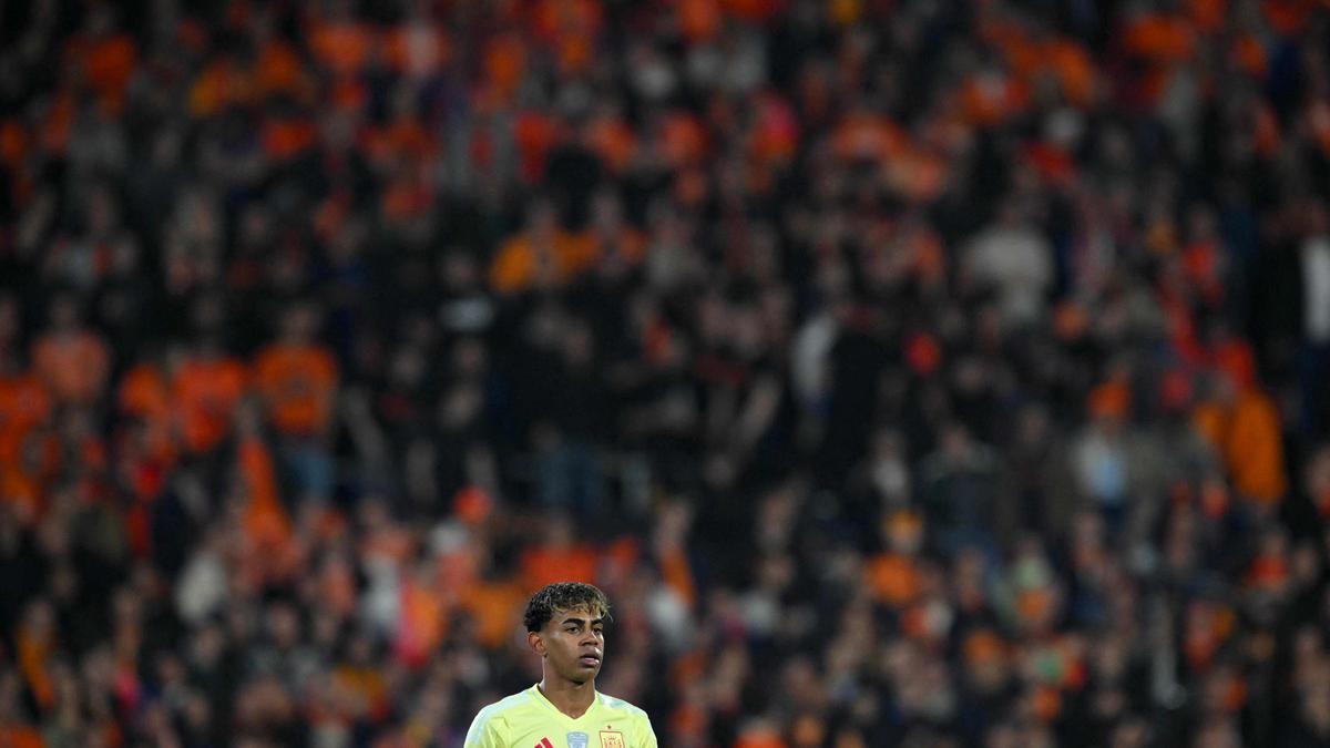 Lamine Yamal, en su partido con España frente a Países Bajos en Róterdam.
