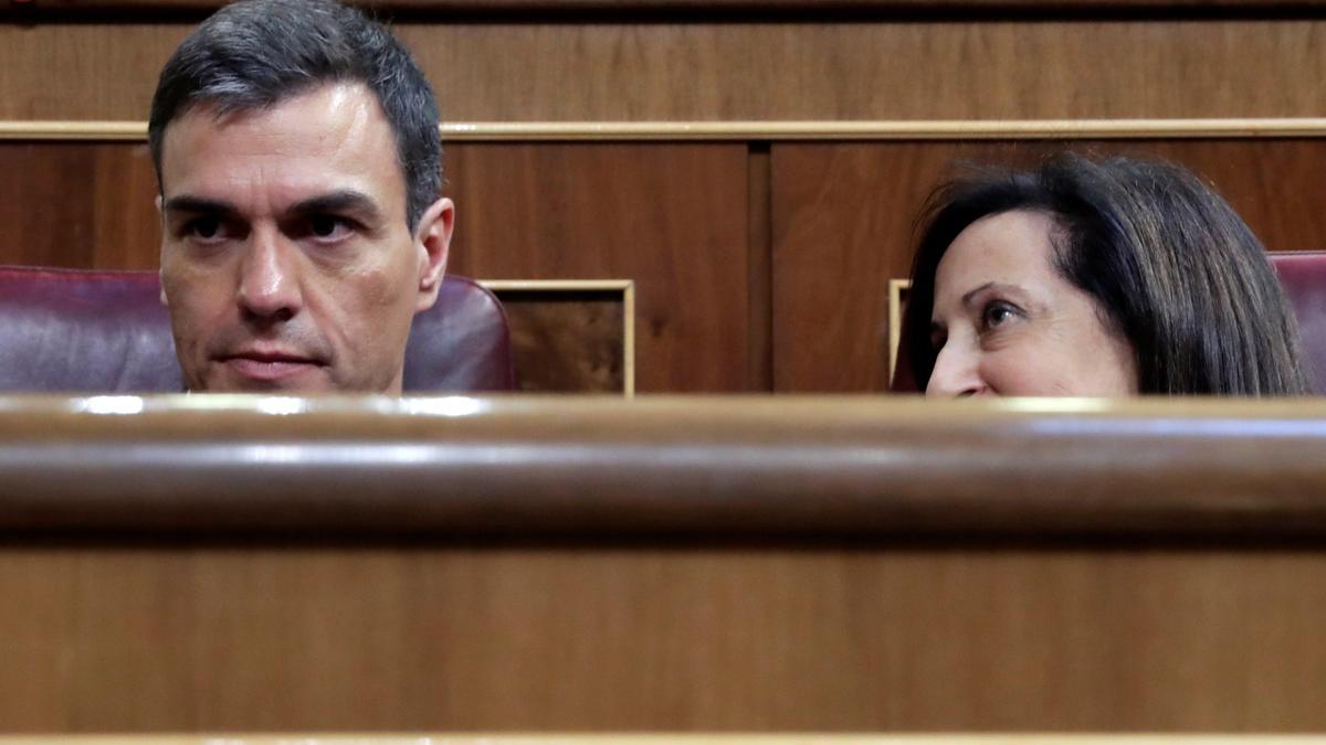 Pedro Sánchez y Margarita Robles.