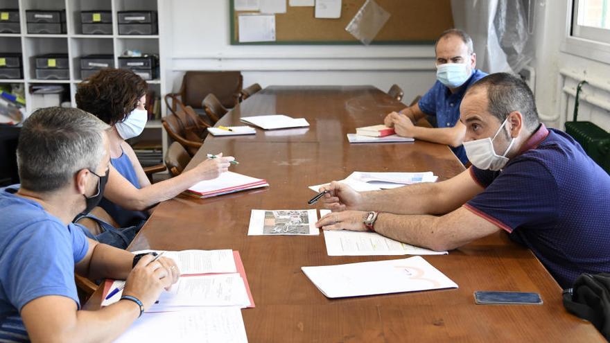 Paiporta aborda con los tres centros educativos  la evolución del Edificant