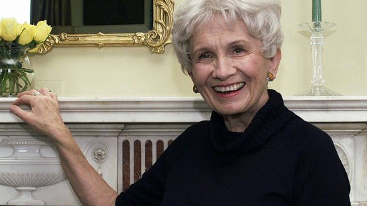 ALICE MUNRO