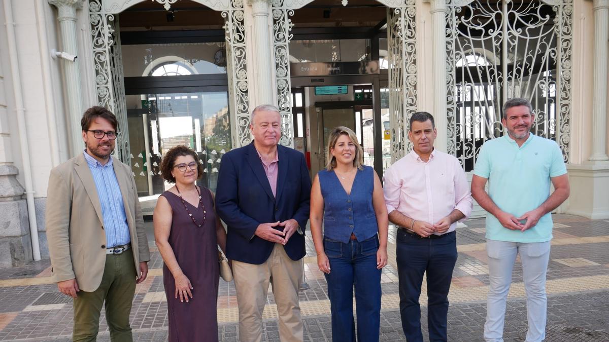 Arroyo y Bernabé este miércoles en la estación de tren de Cartagena