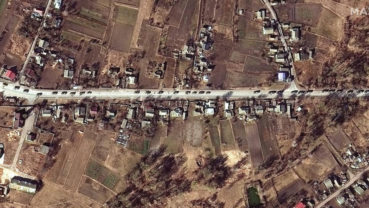 A satellite image shows a military convoy near Chernihiv