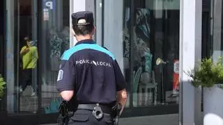 La Policía Local de A Coruña incauta hachís y marihuana en una inspección "rutinaria" en un pub de Enrique Mariñas, en Matogrande