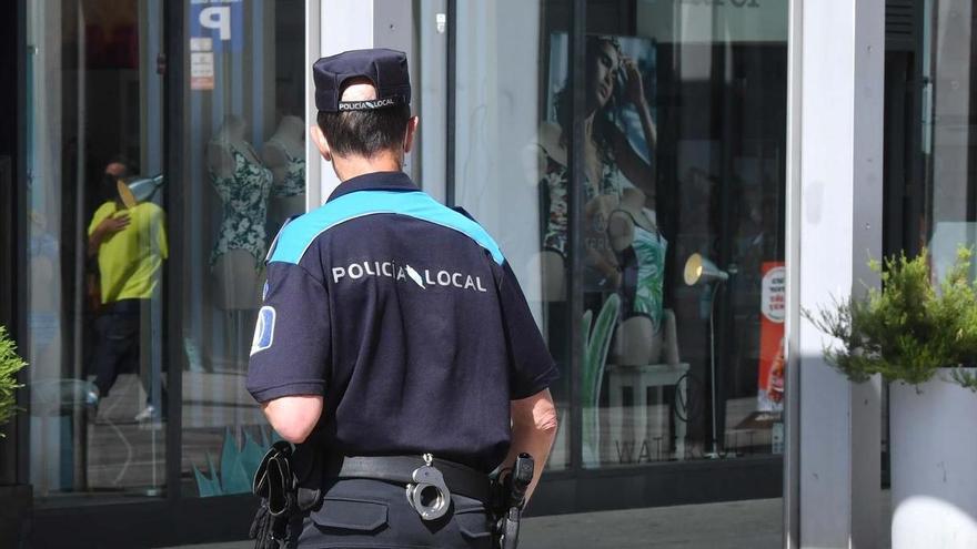 Policía Local de A Coruña, en foto de archivo.