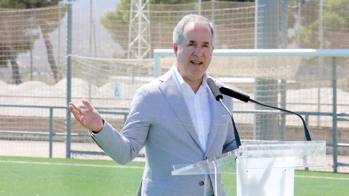 Jorge Mas, en la Ciudad Deportiva en una de sus visitas a Zaragoza.