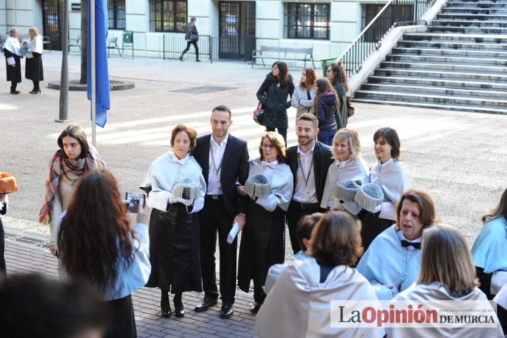 Rosamaría Alberdi, primera enfermera doctora honoris causa de España por la UMU