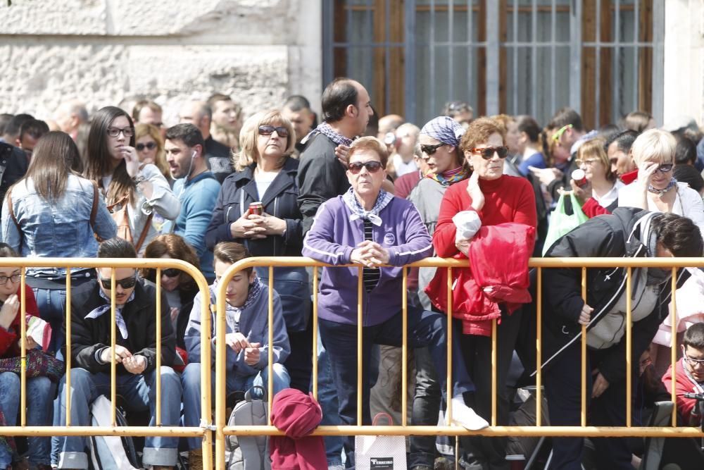 Búscate en la mascletà del 18 de marzo