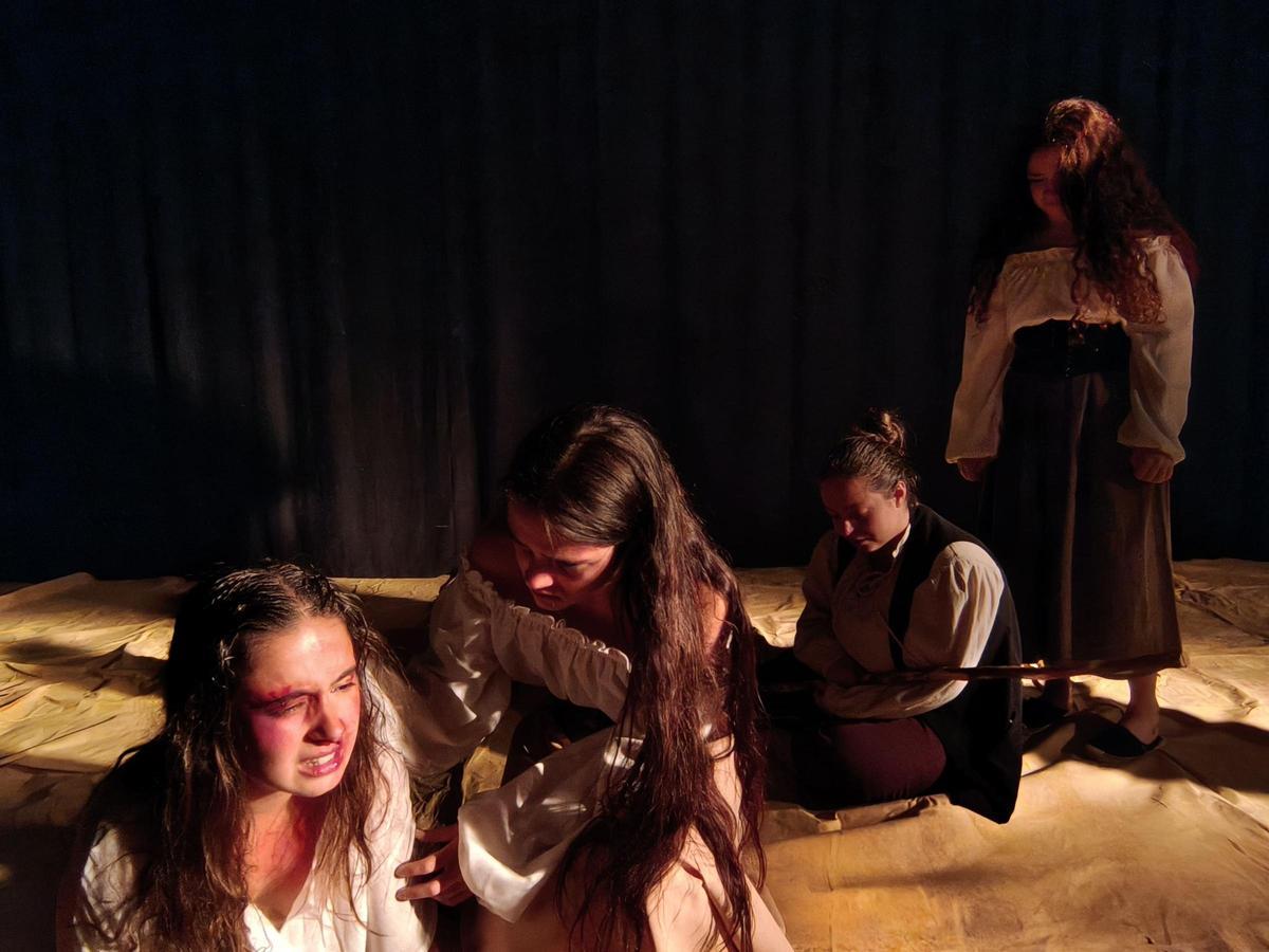 Alumnos de la ESAD, en escena.