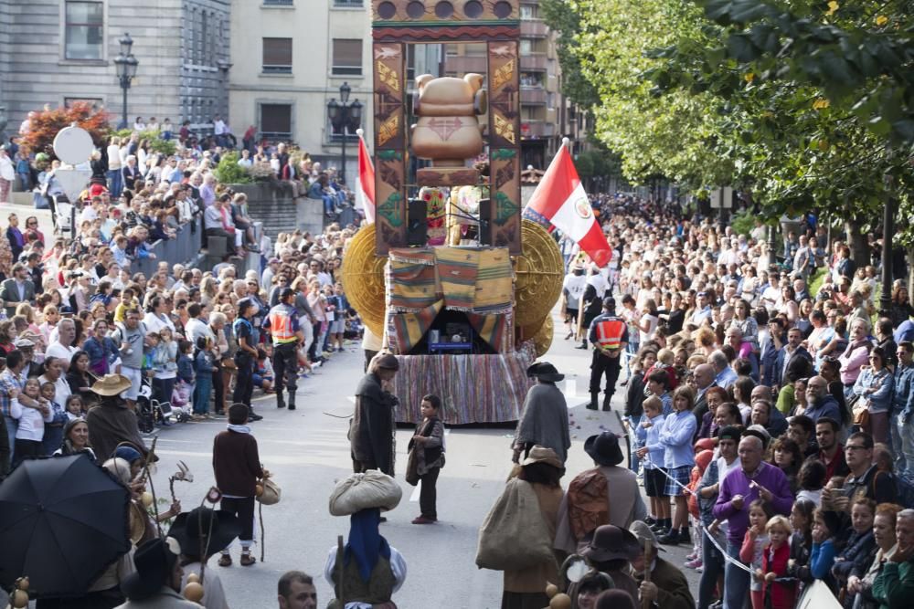 Desfile del Día de América en Asturias dentro de las fiestas de San Mateo de Oviedo