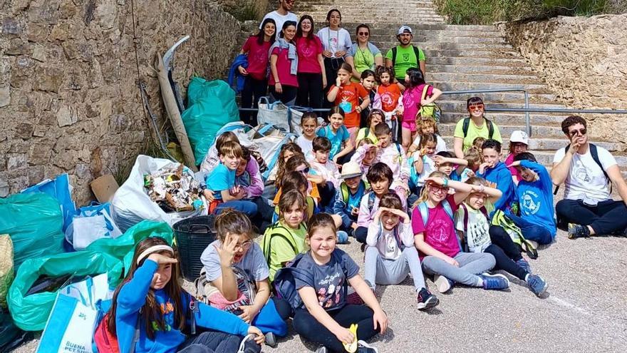 Limpieza en la ermita de Manacor