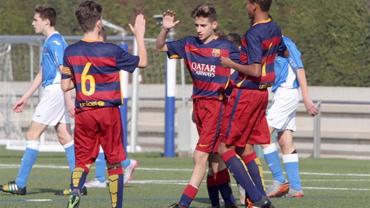 El Infantil A es uno de los equipos del fútbol base del Barça que lidera su clasificación