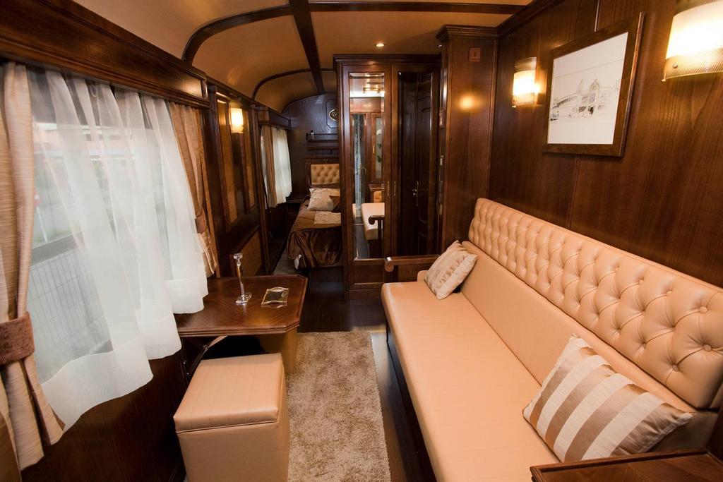 Suite del tren Transcantábrico