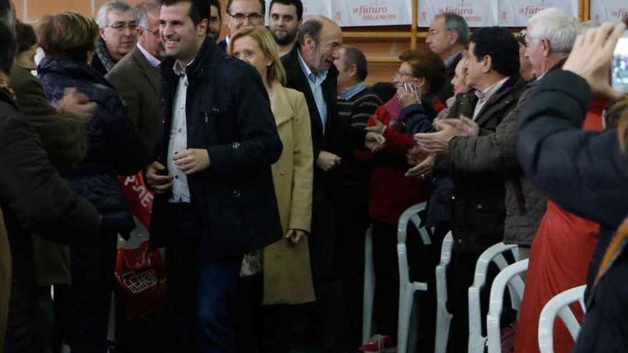 Tudanca, Rominguera, Rubalcaba y Plaza, llegando al pabellón.