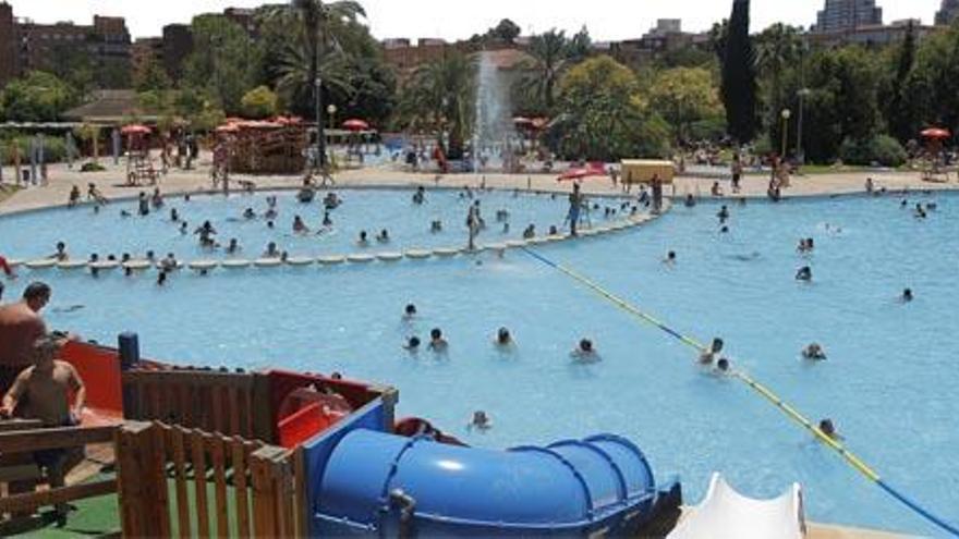 Las piscinas abren sus puertas