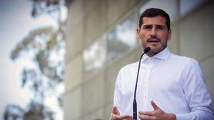 Iker Casillas podría presentarse a las elecciones de la RFEF