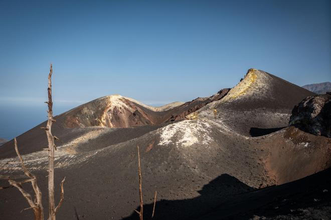 Visita al cono volcánico del Tajogaite