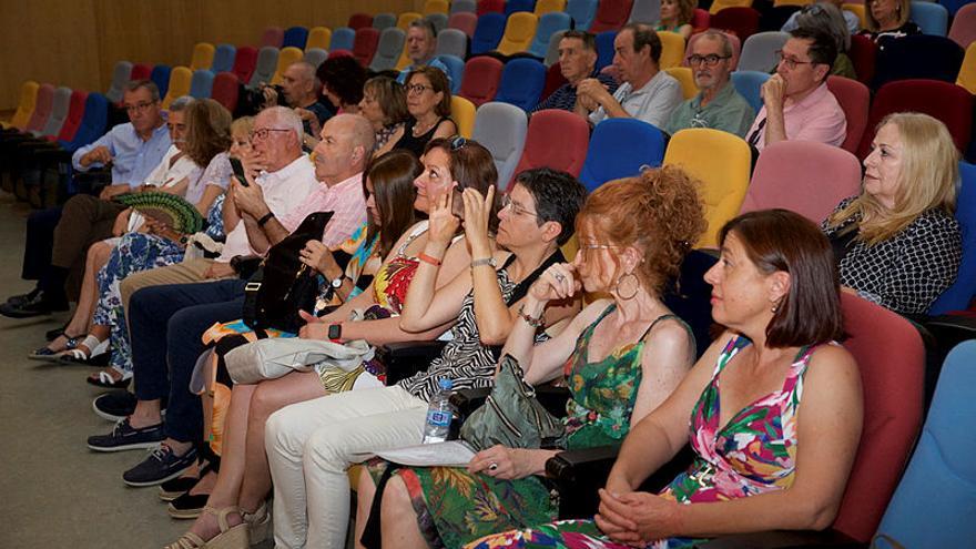 La cerimònia va tindre lloc a la sala d’actes de l’Aulari II.