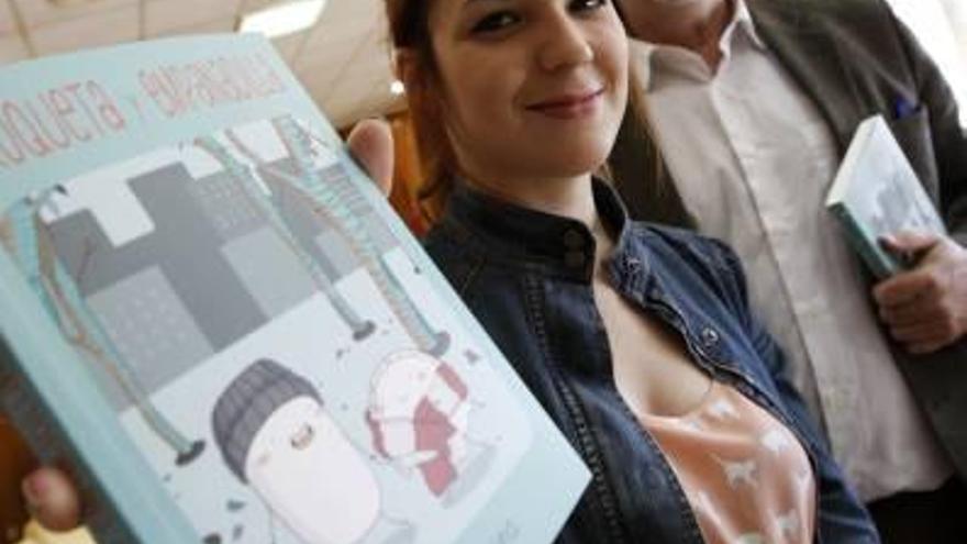 Ana Oncina presenta su libro de cómics cuya primera edición se ha agotado en España