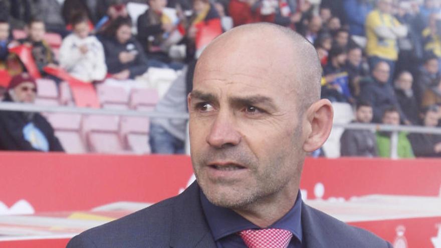 Paco Jémez en un partit a Montilivi