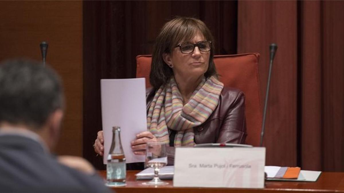 Marta Pujol Ferrusola, durante su comparecencia ante la 'comisión Pujol' del Parlament.