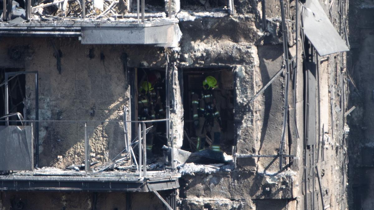 Los edificios calcinados en el incendio de València.